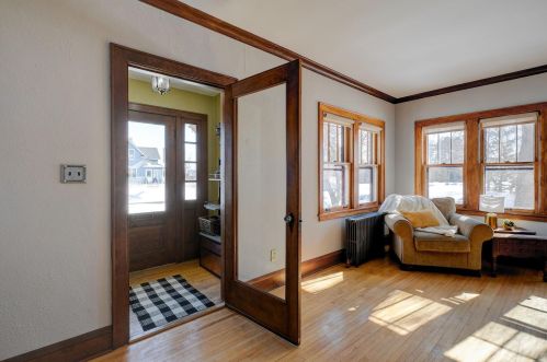 847 Ashland St, Spectacle Lake, MN 55008-2110
