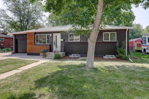 9642 63rd Pl, Arvada CO  80004-5126 exterior
