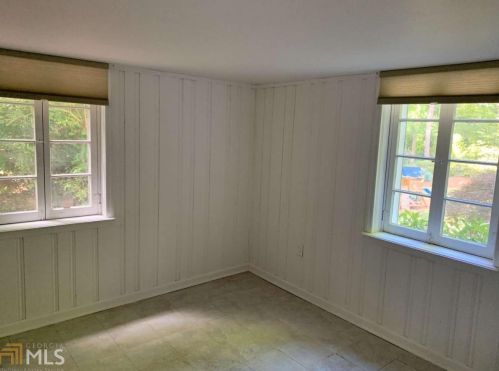 1842 Fern Creek Ln, Atlanta GA  30329-3314 exterior