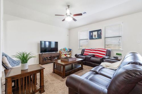 3987 Waukegan Rd, Conroe TX  77306-5870 exterior