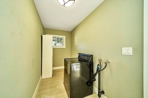 238 Nutwood St, Anaheim CA  92804-2533 exterior