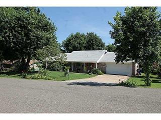 1728 Cottonwood Ter, Mustang, OK 73064-6001