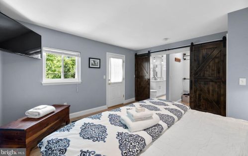 92 Berrywood Dr, Severna Park MD 21146-2001 exterior