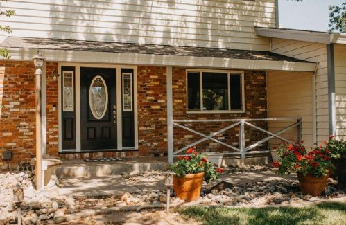 4801 Tommar Dr, Fair Oaks, CA 95628-5125