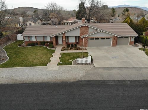 926 Manzanita Rd, Saint George, UT 84790-7519