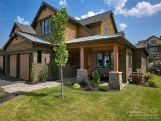 61348 Triple Knot Rd, Bend, OR 97702-3621