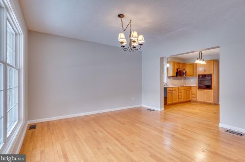 165 Gingerbread Ln, Harpers Ferry WV 25425-5591 exterior