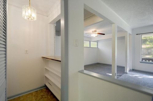 4704 Forest Dr, Austin TX  78745-1738 exterior