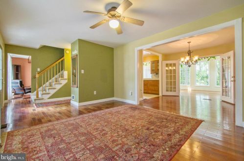 11957 Governors Ct, Woodbridge VA  22192-1601 exterior