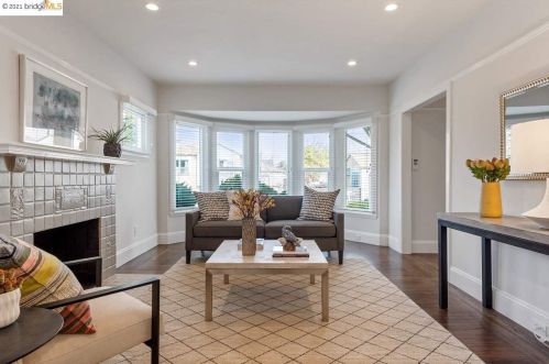 1348 Virginia St, Berkeley, CA 94702-1467