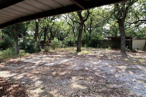 4858 Eastline Dr, Fort Worth TX  76119-4618 exterior