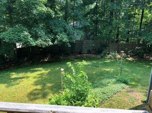 1276 Arbutus St, Durham, CT 06422-1702