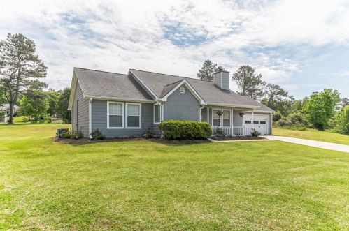 50 Lakewood Ct, Stockbridge, GA 30281-4543
