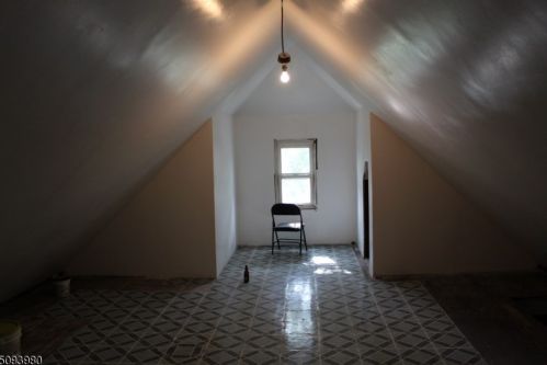 591 38th St, Paterson, NJ 07513-1048