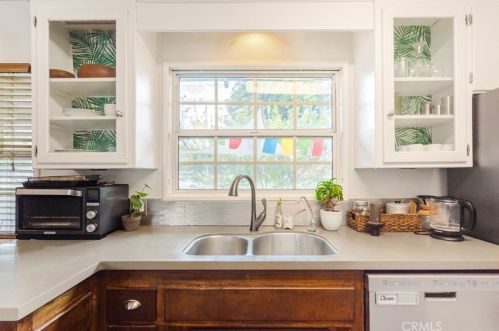 2597 Central Ave, Riverside CA  92506-3409 exterior