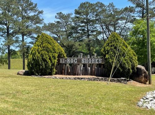 2427 Hi Roc Cir, Conyers GA  30012-2409 exterior