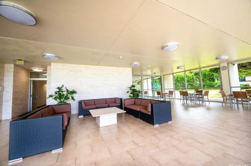1350 Ala Moana Blvd, Honolulu HI  96814-4215 exterior