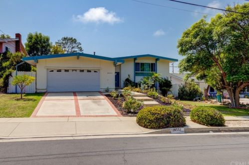 28551 Blythewood Dr, Palos Verdes Estates, CA 90275-3025