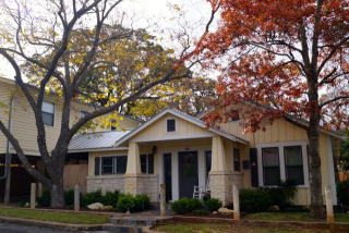 502 Silver Maple St, Fredericksburg, TX 78624-4008