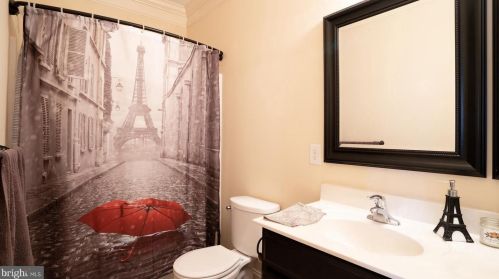 316 Bunny Ln, Harpers Ferry WV  25425-7104 exterior