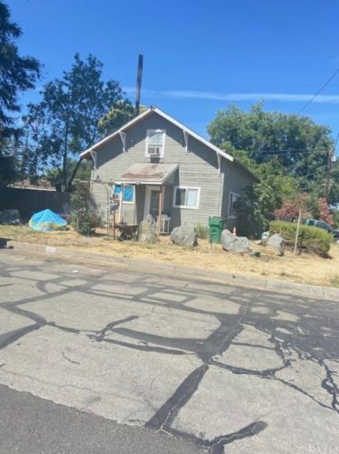 293 Maine St, Gridley, CA 95948-2933