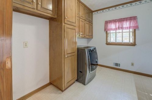 210 Glad Dl Dr, Conyers GA  30094-3216 exterior