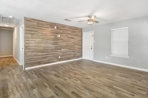 3545 Almazan Dr, Dallas TX  75220-4926 exterior