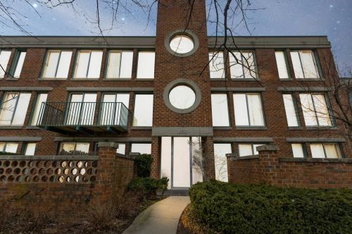 1030 Arbor Ln, Northfield, IL 60093-3356