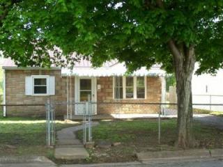 4529 Auburn Rd, Huntington WV  25704-1001 exterior