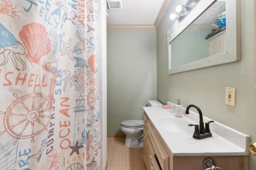 200 Blisard Rd, Webberville TX 78621-5018 exterior