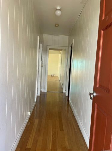 621 Ihe St, Honolulu HI  96817-2240 exterior