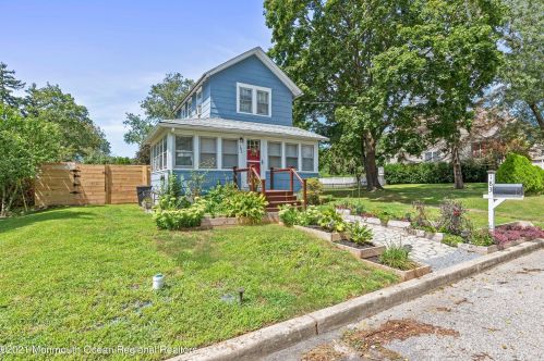 183 Garfield Ave, Island Heights, NJ 08732-7762