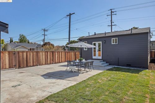 1400 Liberty St, Richmond CA  94530-2224 exterior