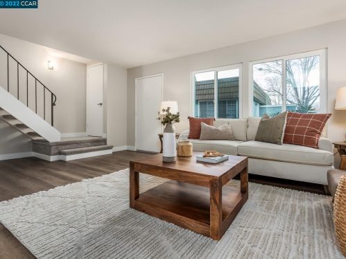 3194 Washoe Way, Pleasanton, CA 94588-4027