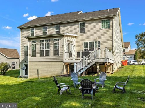 788 Rivanna Run, Falling Waters WV  25419-4293 exterior