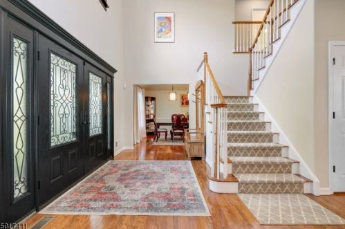 15 Heather Ln, Dover, NJ 07869-3332