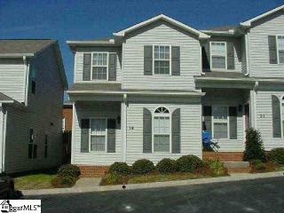 19 Huntress Dr, Greer SC  29651-1254 exterior