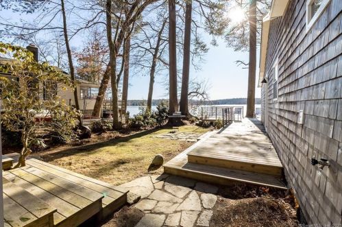180 Laurel Point Rd, Killingly, CT 06241-1522