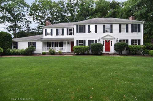 195 Boulder Way, Warwick, RI 02818-1672