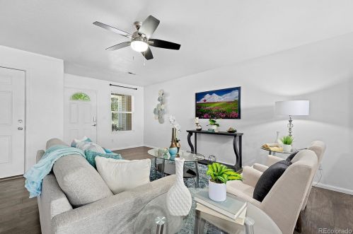 7819 Kittredge Cir, Englewood CO 80112-4643 exterior