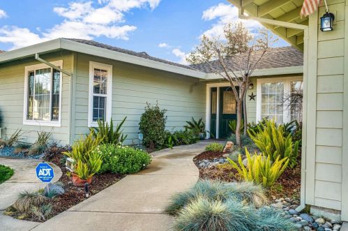 5109 Oak Point Way, Fair Oaks, CA 95628-4913