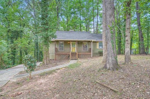 1237 De Leon Ct, Clarkston, GA 30021-1034