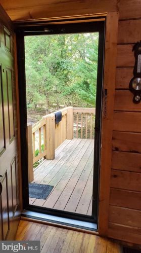 21036 Shore Dr, Madison Mills, VA 22960-3949