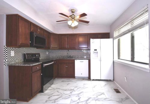 7106 Winter Rose Path, Columbia MD  21045-5129 exterior