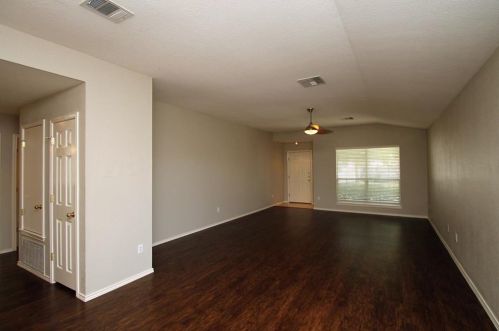 11213 Crazy Well Dr, Austin TX  78717-4494 exterior