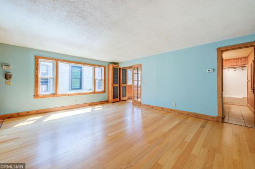 190 Charles Ave, Saint Paul MN  55103-2029 exterior