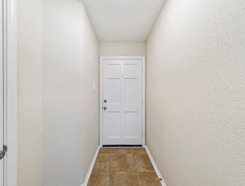 6906 Harpers Dr, Richmond TX  77469-5947 exterior
