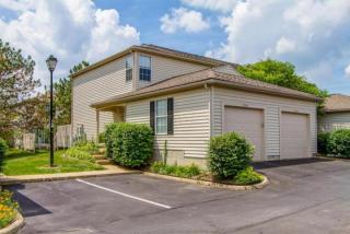 2541 Hyacinth Ln, Columbus, OH 43235-5527