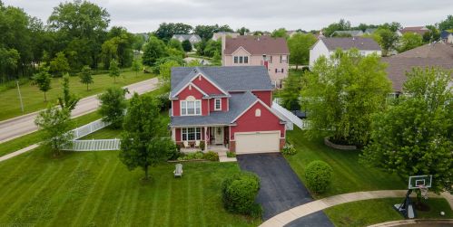 1690 Club Lake Ct, Antioch, IL 60002-6203