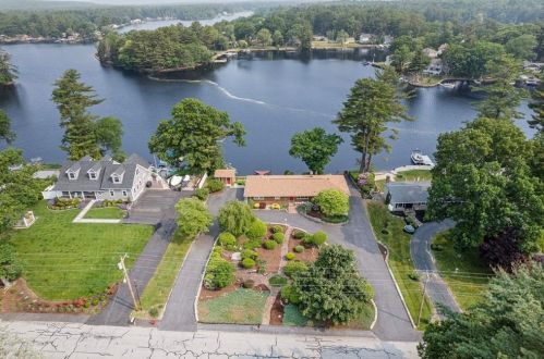80 Wood Cove Dr, Coventry, RI 02816-6615